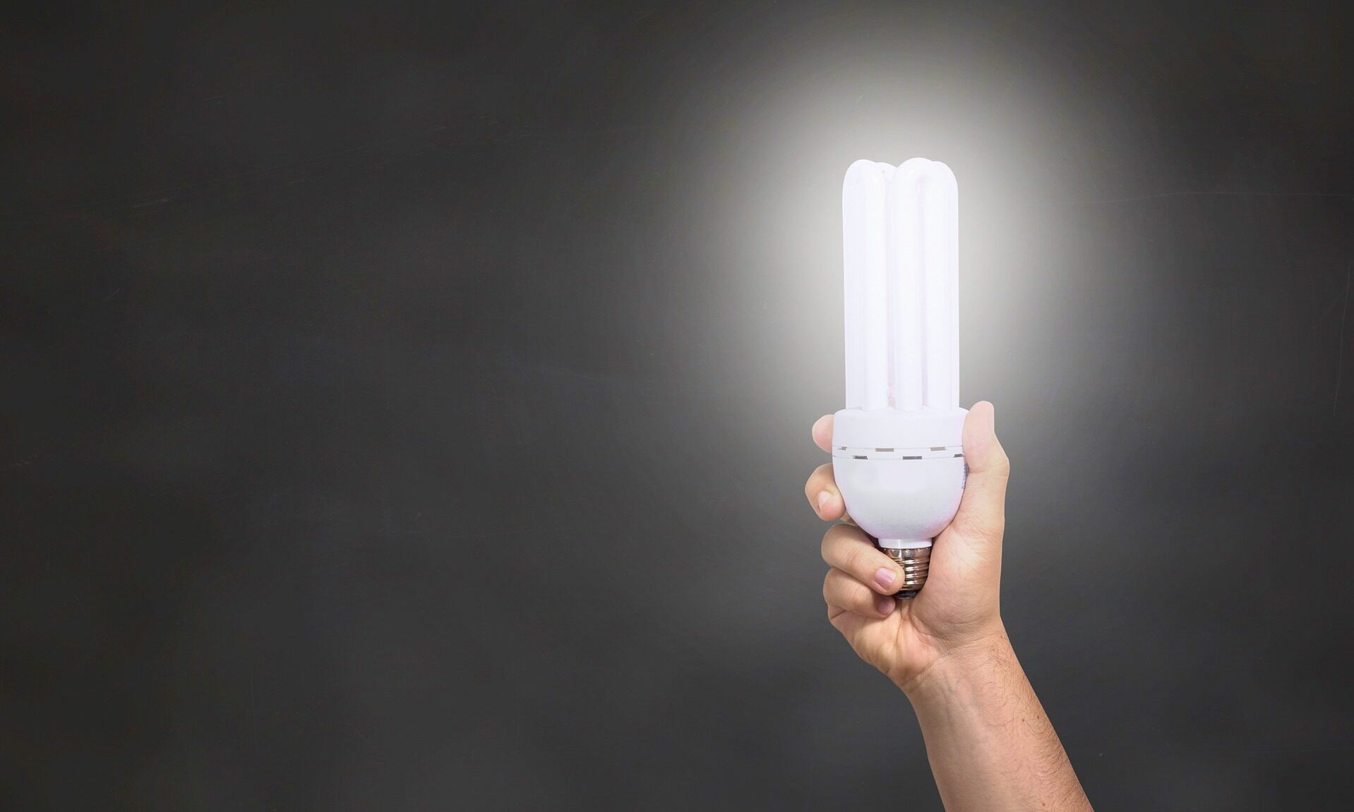 cropped-cropped-lamp-2663053_1920.jpg